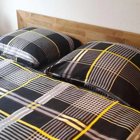 Kleine Gemuetliche Wohnung In Érfurt Exterior foto